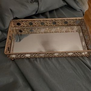 MEDIUM JEWELRY/PERFUME HOLDER